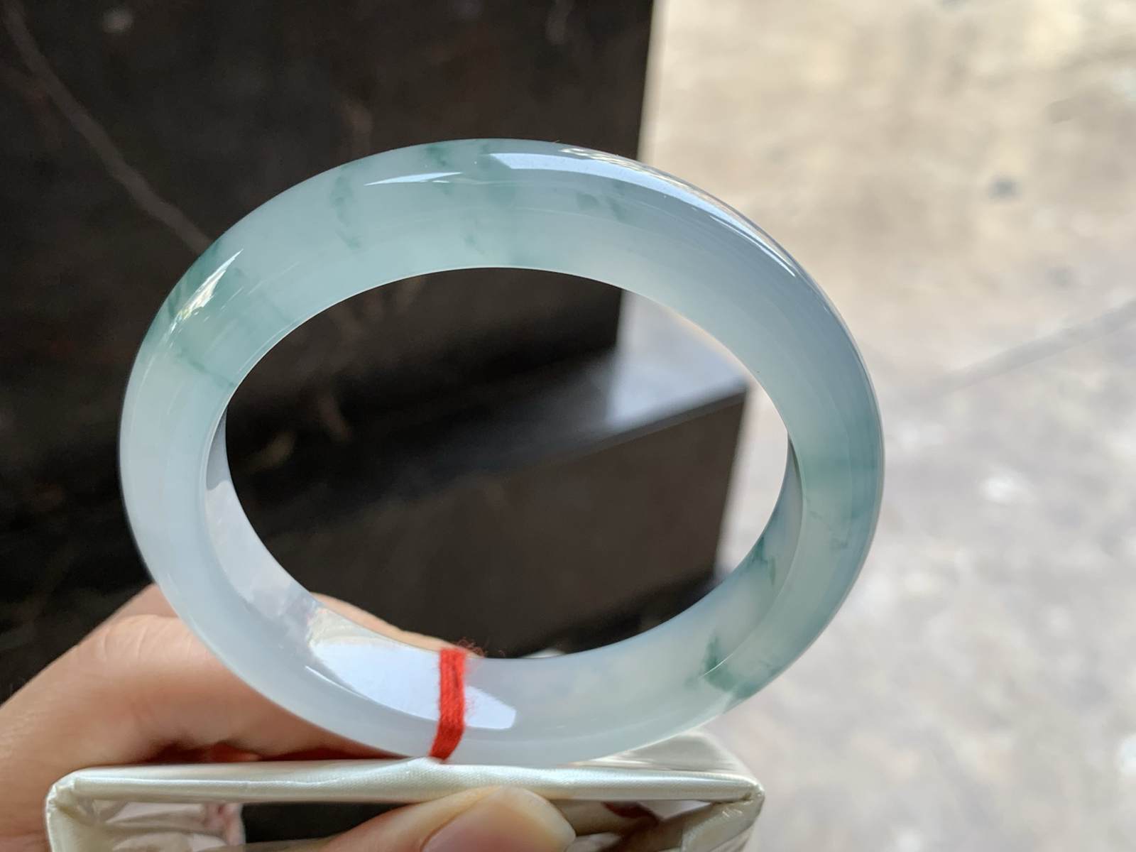 57.5-12.5-9

冰蓝花手镯^_^飘花灵韵