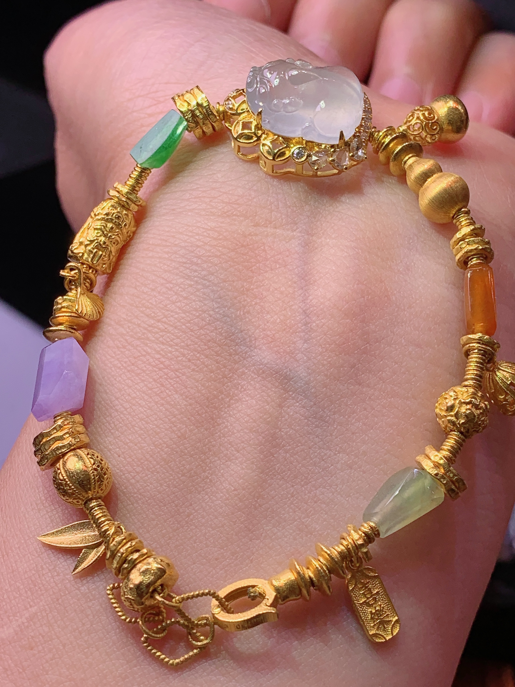 18k金钻镶嵌冰种貔貅手链 玉质细腻 色泽艳丽清新 水润亮眼 整体尺寸160*15*9.5m5