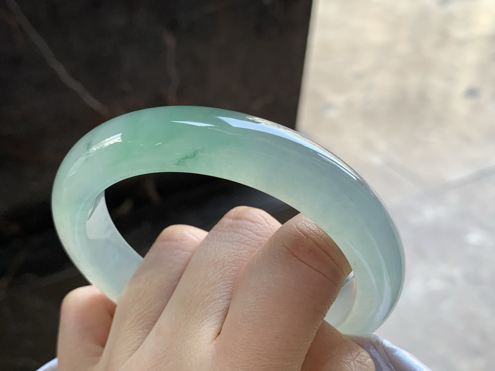 60.5-13.2-8.2

冰晴绿大圈手镯^_^清新