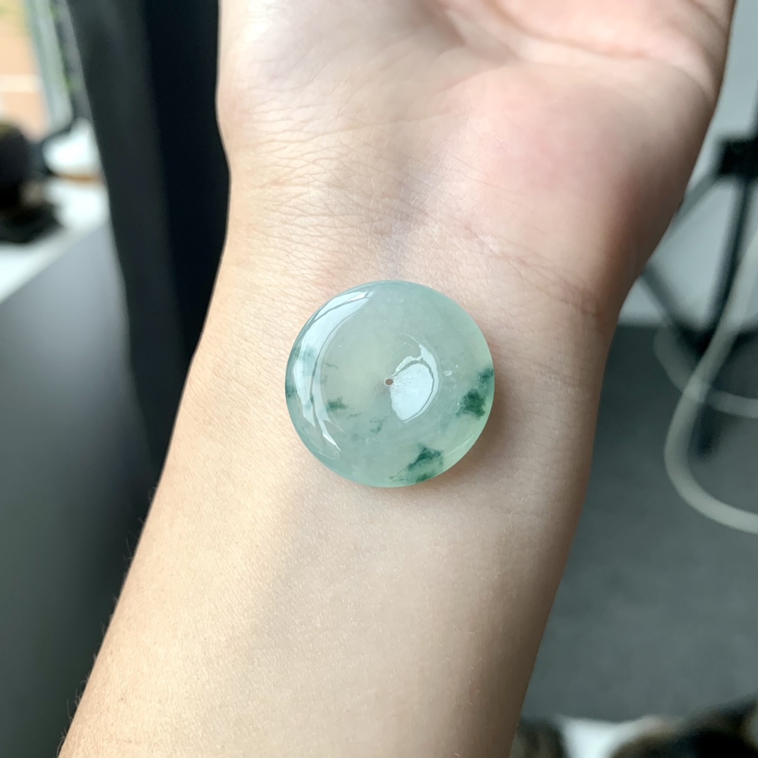 平安扣，飘花底子，细腻饱满，尺寸22.3-4.8，D8561BFD