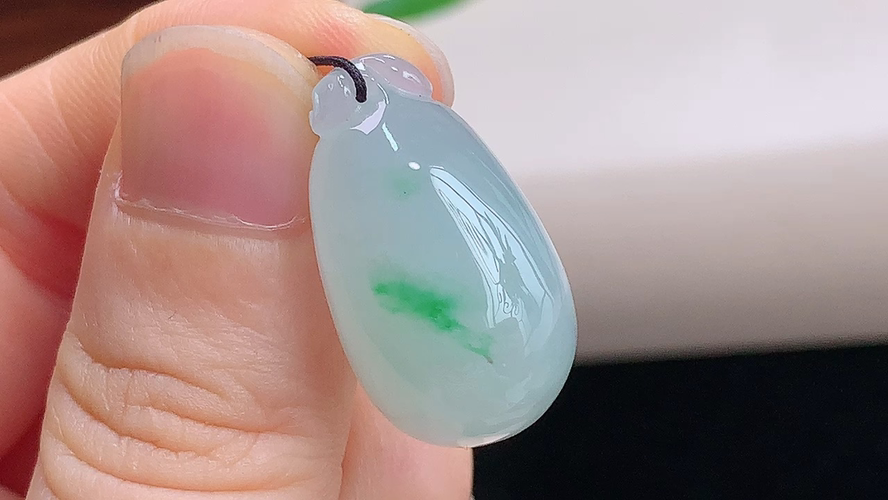 ️ 福瓜，尺寸25.2-14.4-10.9mm，包A附证书