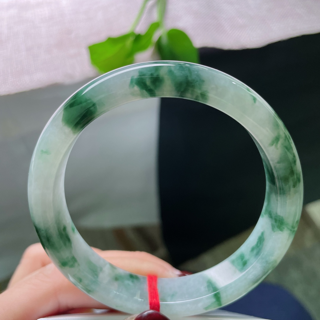 59.5/13.3/8.2飘花正圈，水润，青绿与素白交织，或似云霭游走，晶体纹，ss49414a