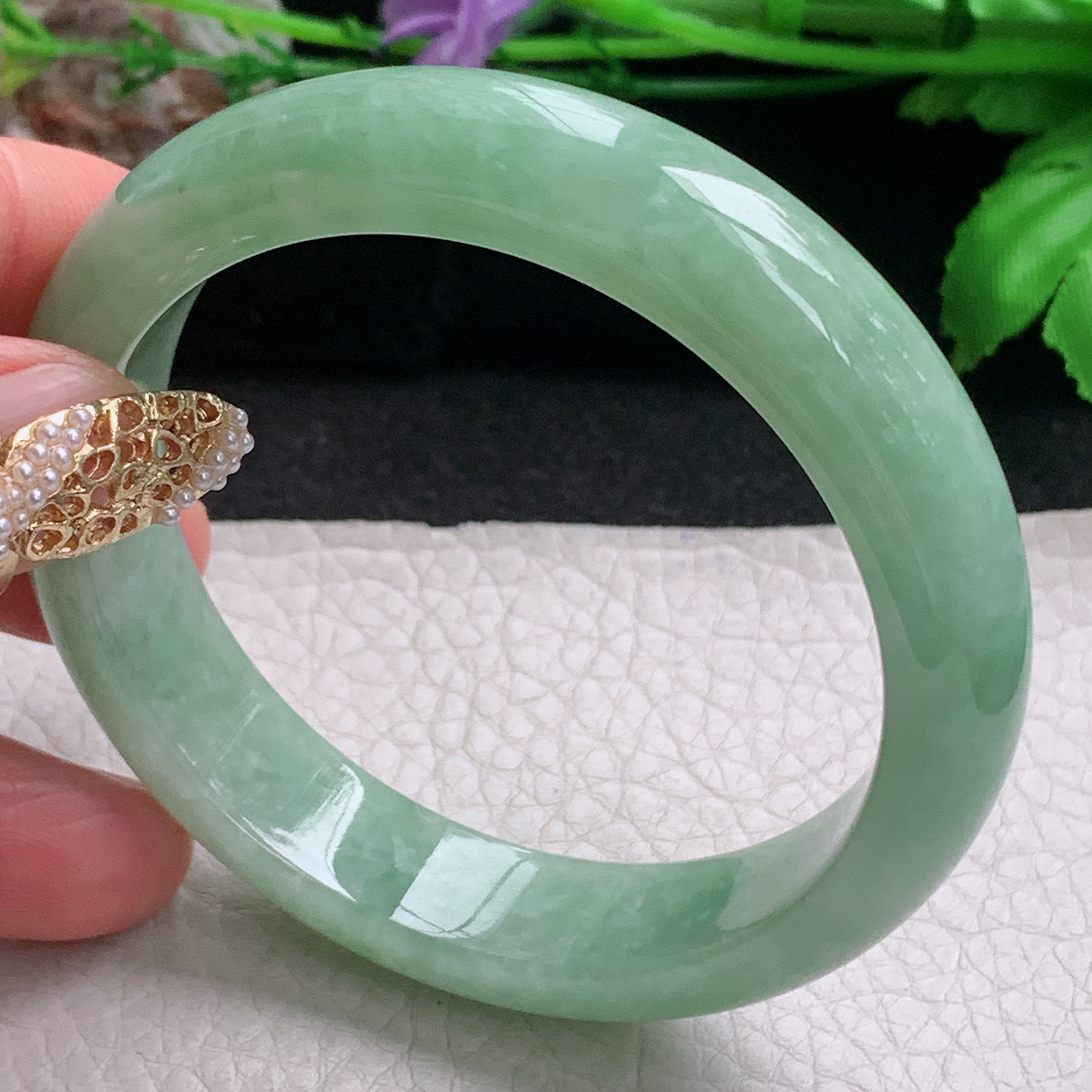 n实拍56.5*13.5*8.2平安镯 天然缅甸翡翠a货手镯水绿正圈玉镯子