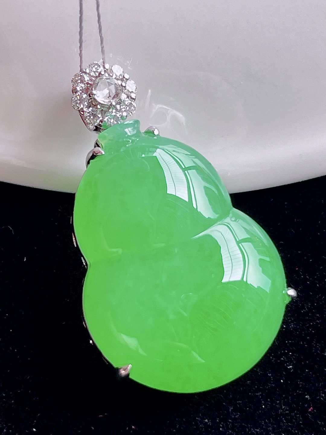 ️ 缅绿葫芦 色绿无比 饱满圆润：27.6/16.7/8，超值