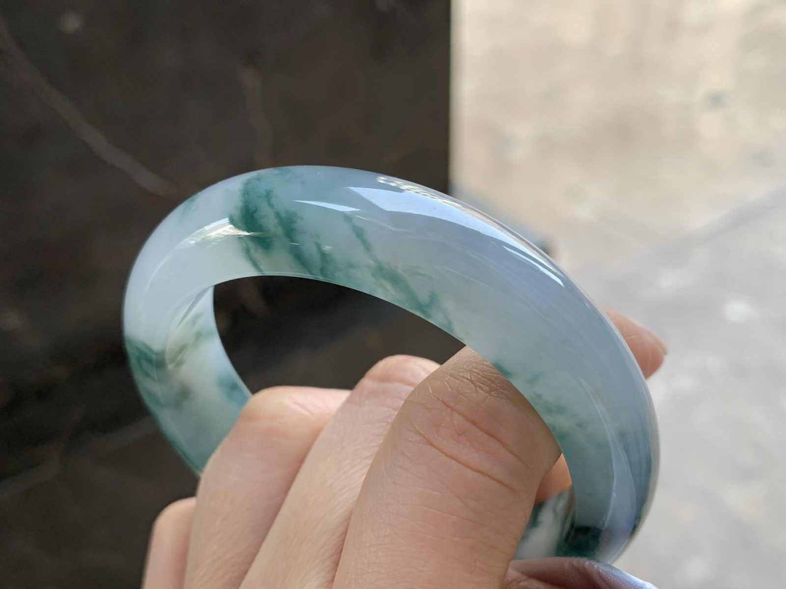 54-13.9-8.4

蓝花手镯^_^飘花浓郁