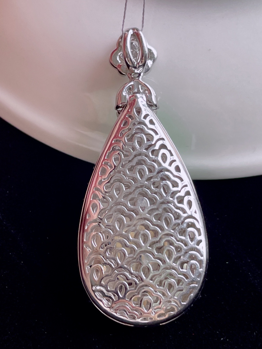 ️ 缅绿水滴 色绿无比 无裂：43/18.7/8.4，超值