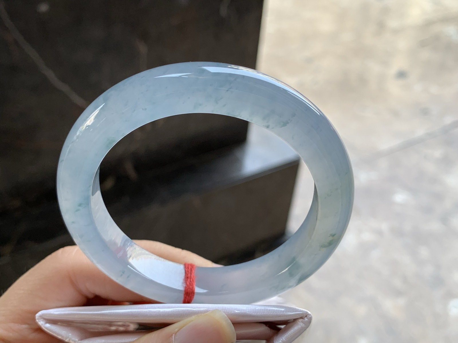 56.5-11.7-9.3

冰蓝手镯^_^清新