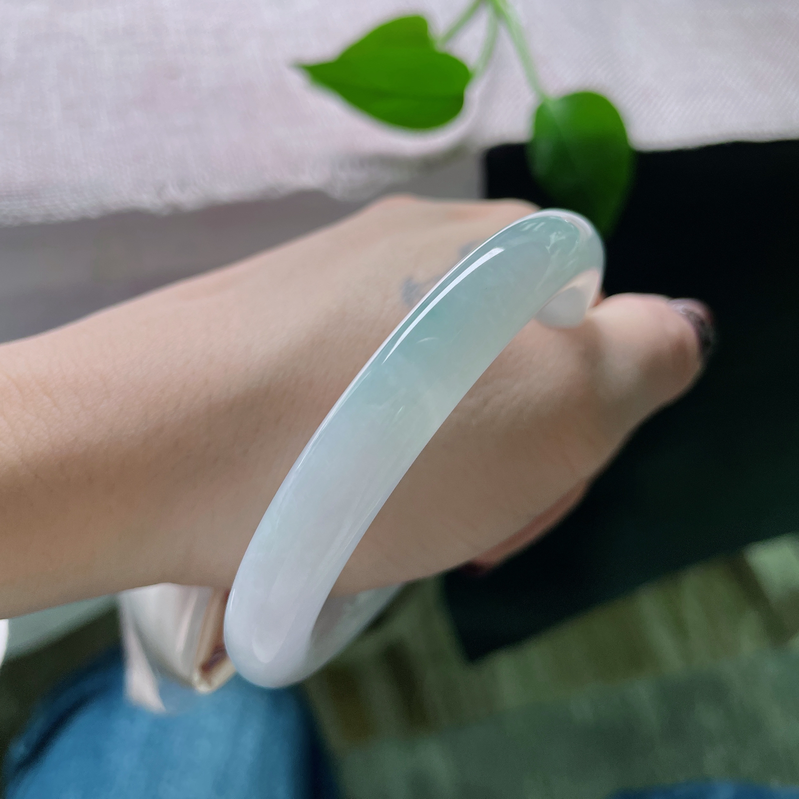 54.9/9.7紫罗兰圆条，温柔仙美，水润，种老，玉润镯圆，平安顺遂，ss51853a..