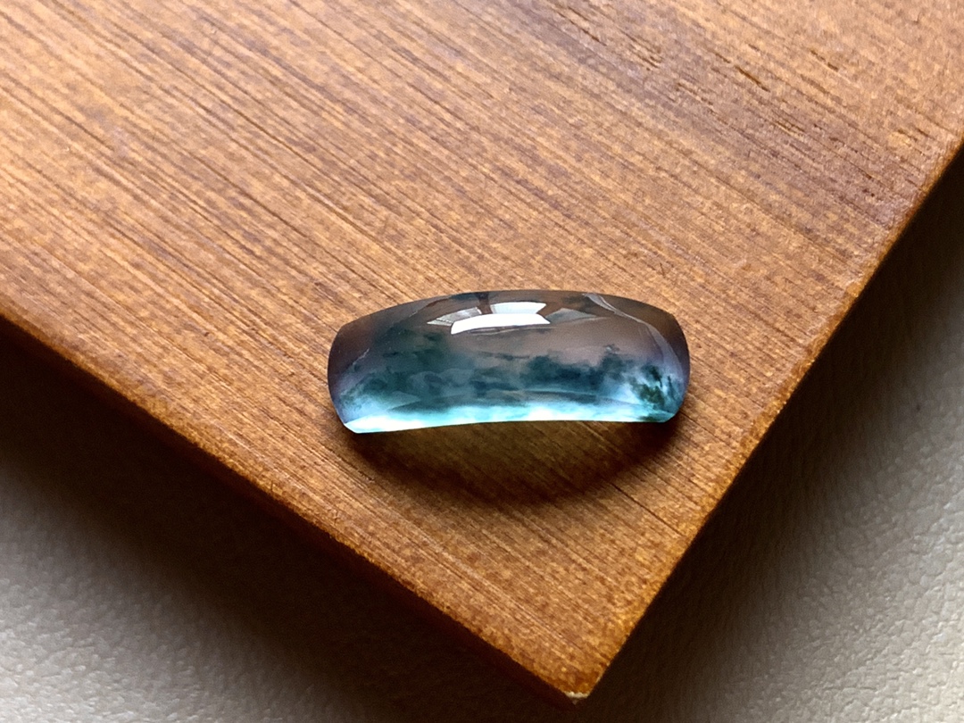 ️ 玻璃种飘彩马鞍 飘彩十分漂亮，水润起光，无裂尺寸16.5*4.8*5 超值