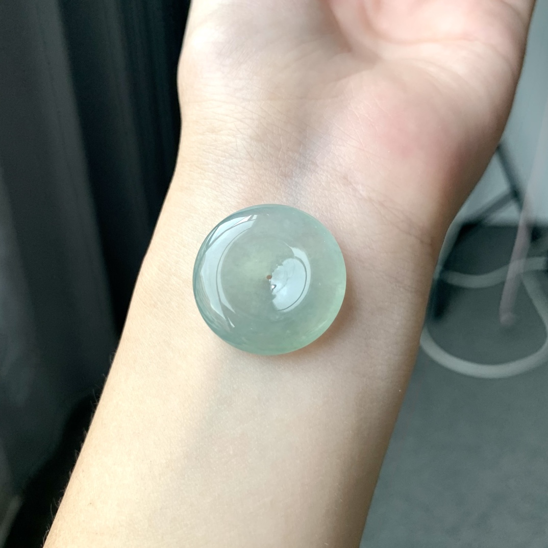 冰晴平安扣，精美品质，色泽均匀，尺寸23.2-5.2，D7640BEI