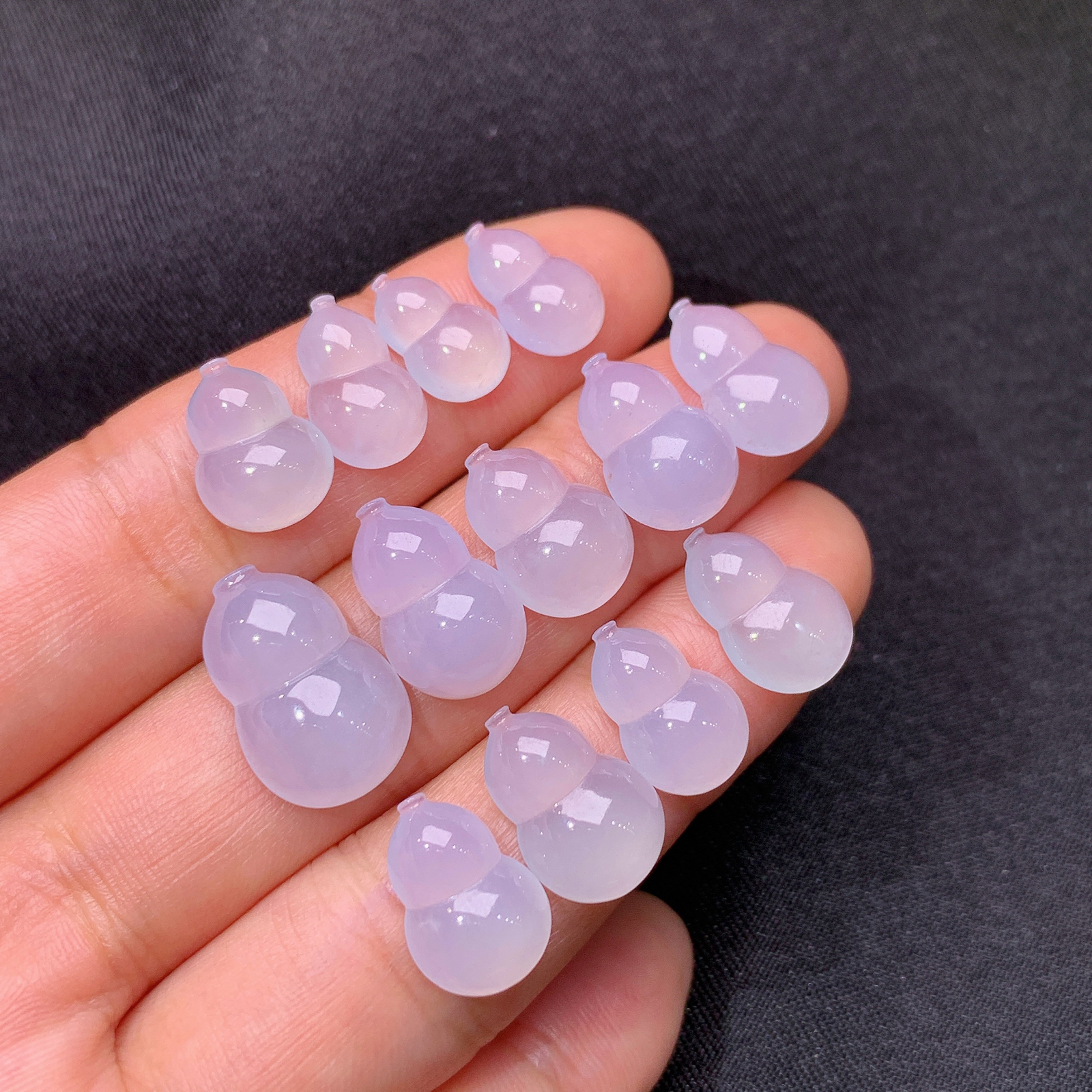 冰紫罗兰葫芦一手，冰润细腻，颜色鲜艳，种水足001 尺寸12.7*8.4*3