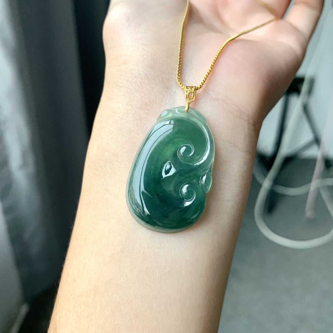 冰绿如意 细腻饱满 底色浓郁 尺寸35-22.7-4C10302BEH量