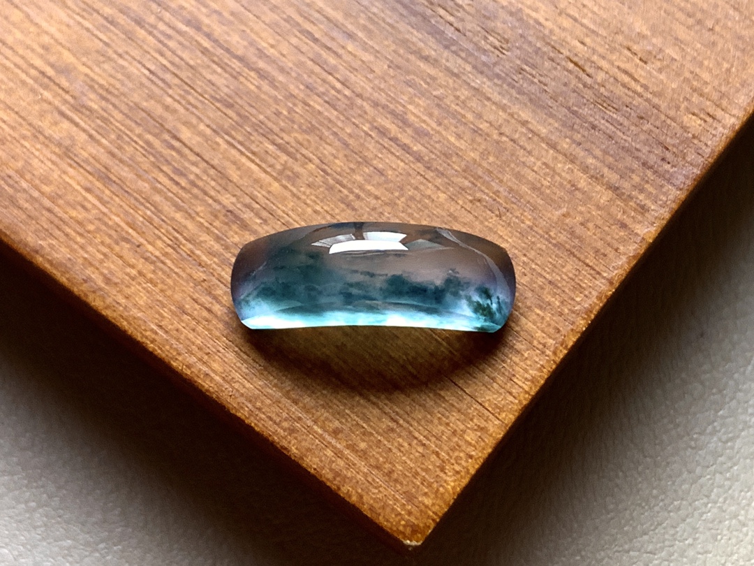 ️ 玻璃种飘彩马鞍 飘彩十分漂亮，水润起光，无裂尺寸16.5*4.8*5 超值