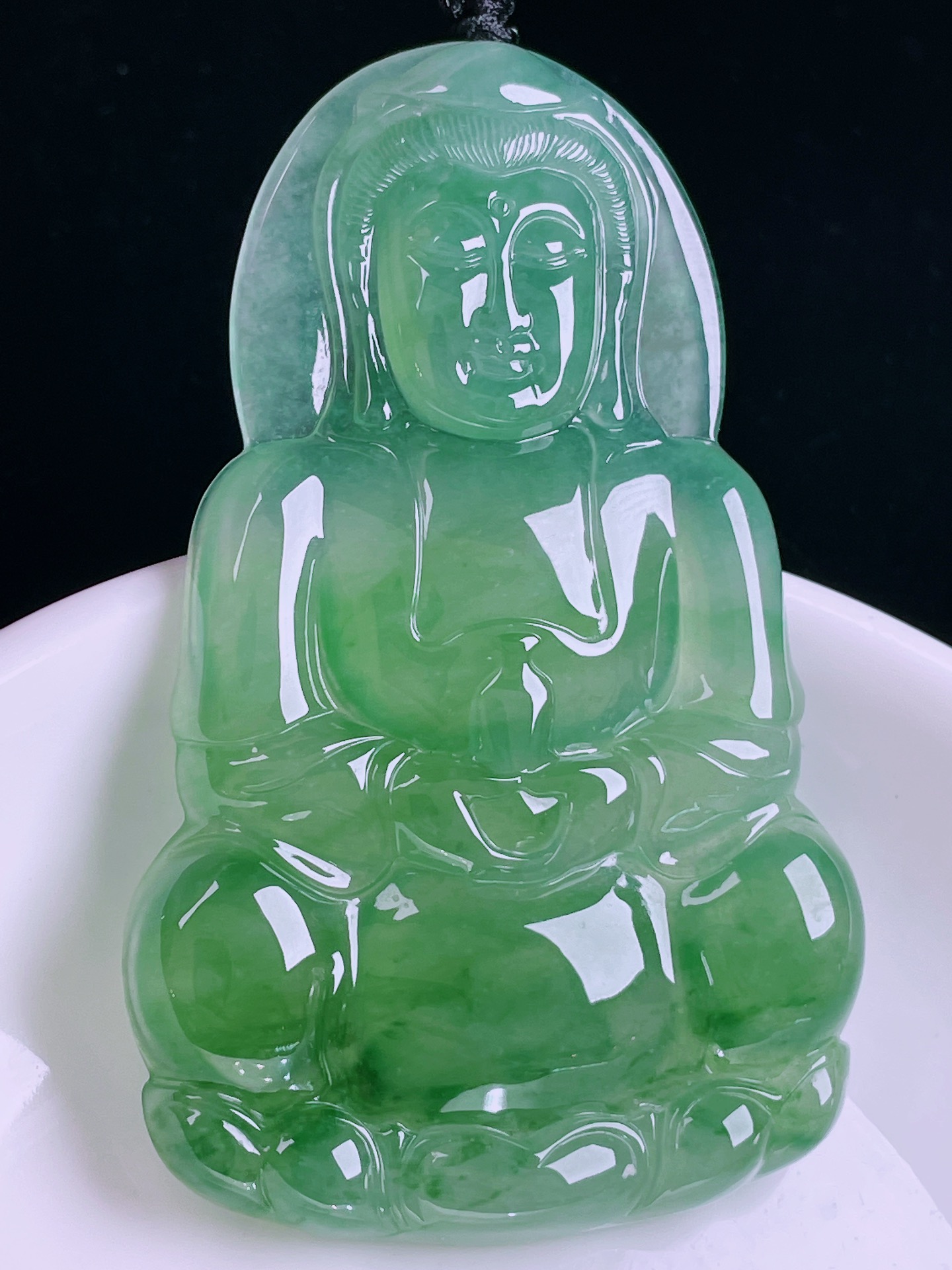 ️冰绿观音，老种起光，细底通透，尺寸：68.5/43.3/6.4mm0422