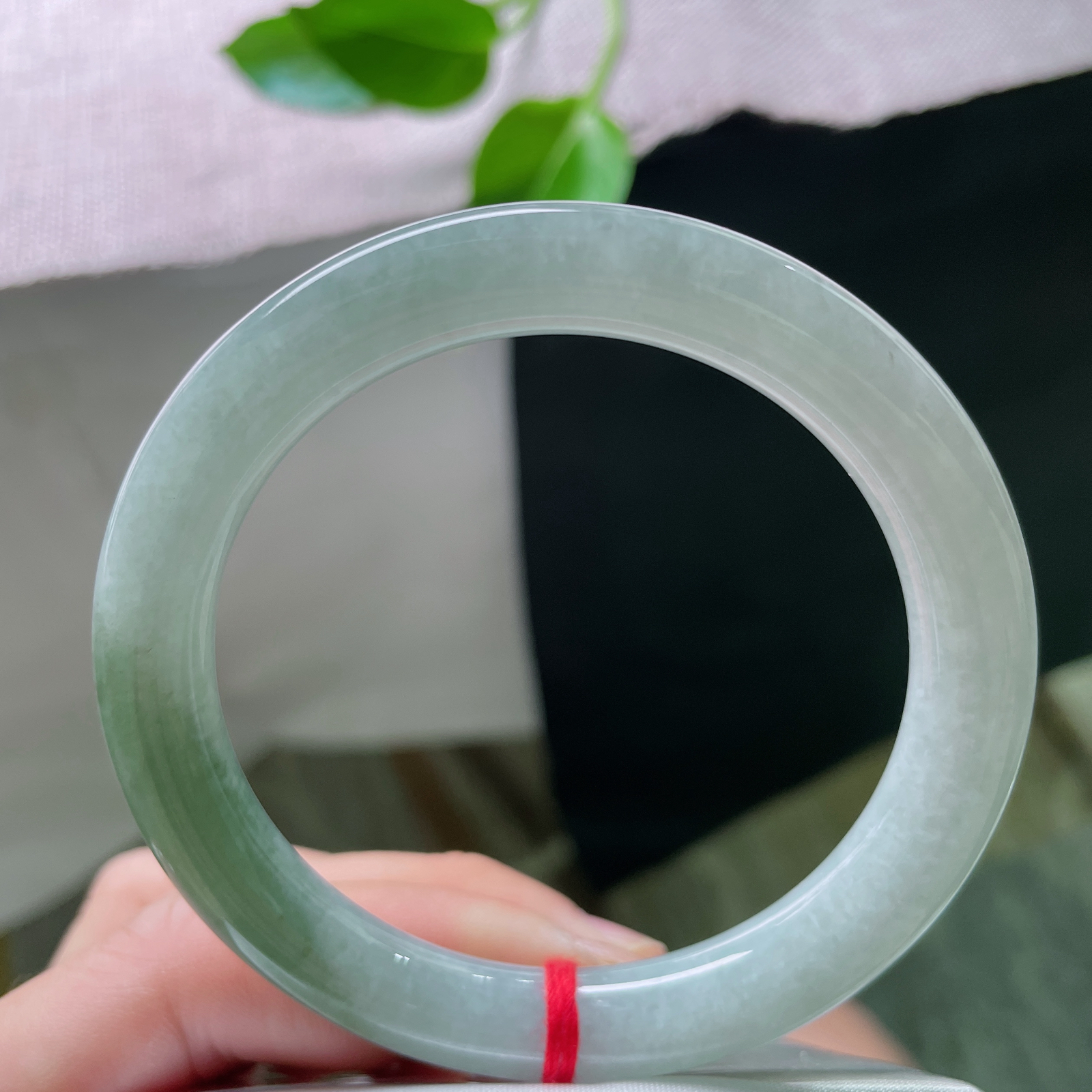 57.2/9.3，油青圆条，水润，细腻，优雅，甜美，大气，雍容华贵，ss49245a..