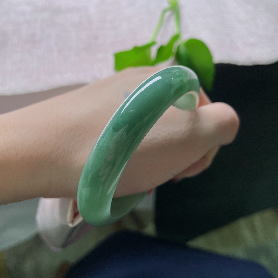 55.7/11.9/8，油青正圈，颜色渐变，水头好，质地温润细腻，古典，皮纹，ss50371a