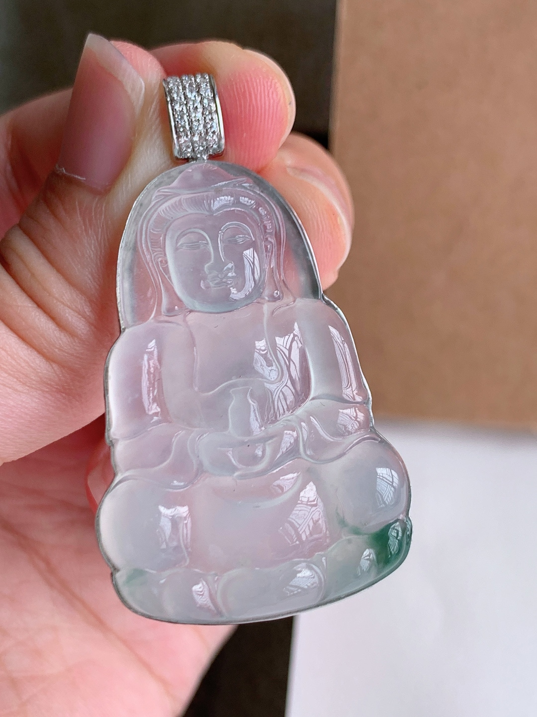 ️ 冰种飘花观音吊坠，无裂通透莹润，裸石39-27.1-5，自然光拍摄