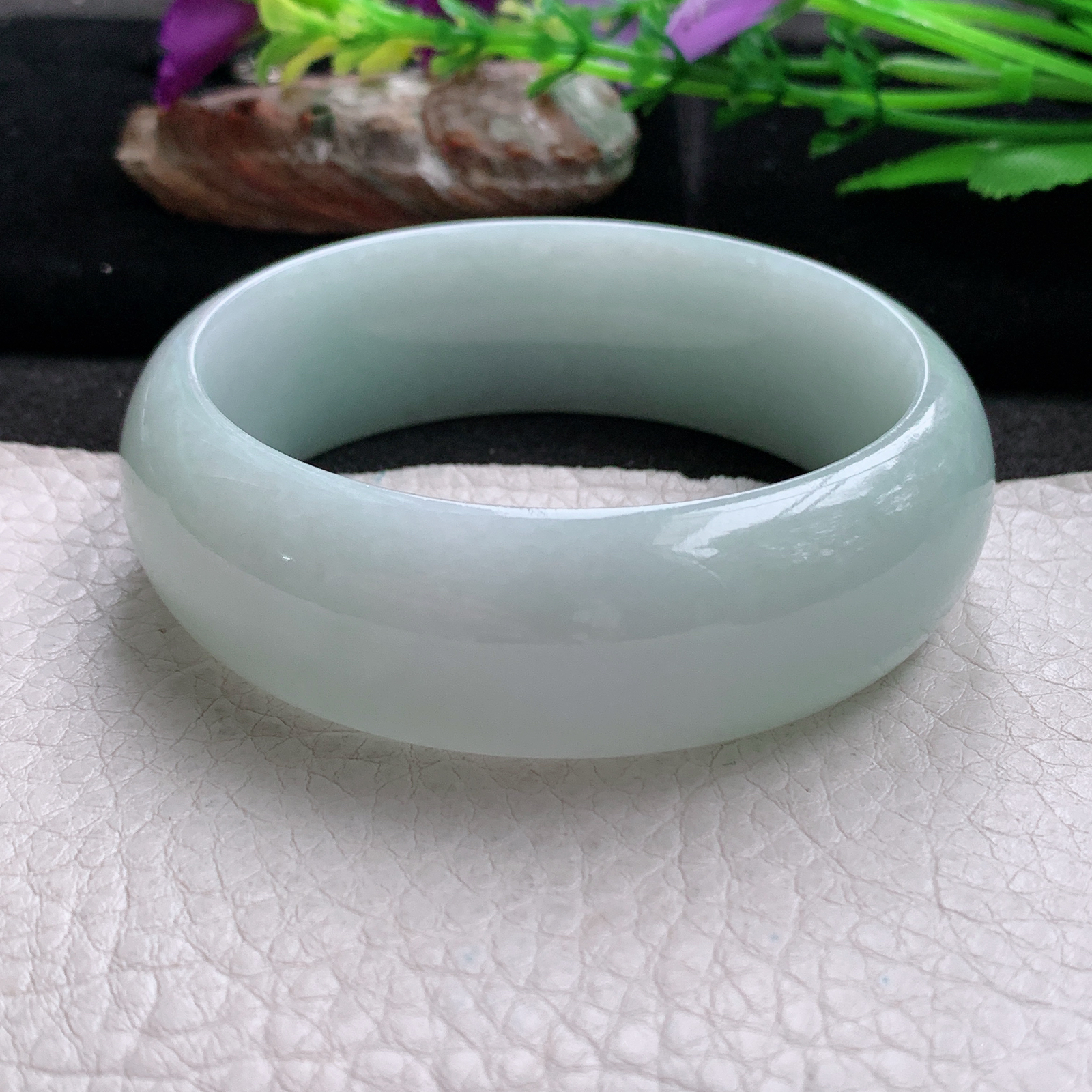 js实拍55.5*19.6*8轮胎镯 天然缅甸翡翠a货手镯白月光厚装正圈玉镯子