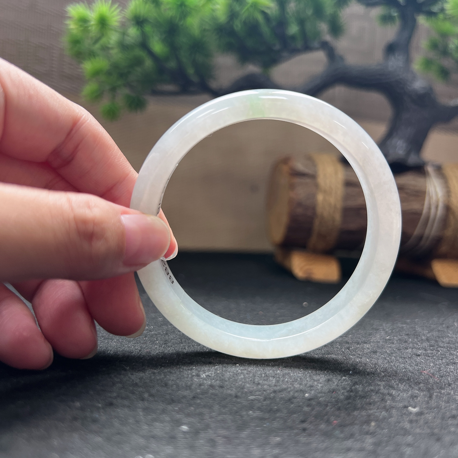 55圈口正圈白月光手镯