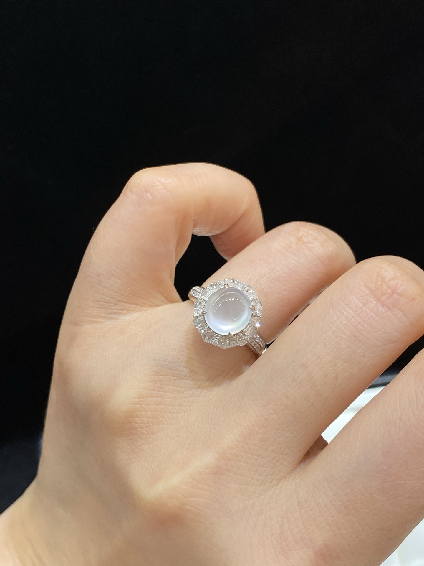 冰种 起光 纯净 无封底 蛋面 戒指 18k金 整体尺寸13.8-13-11.3/9-8.5-4.1裸石