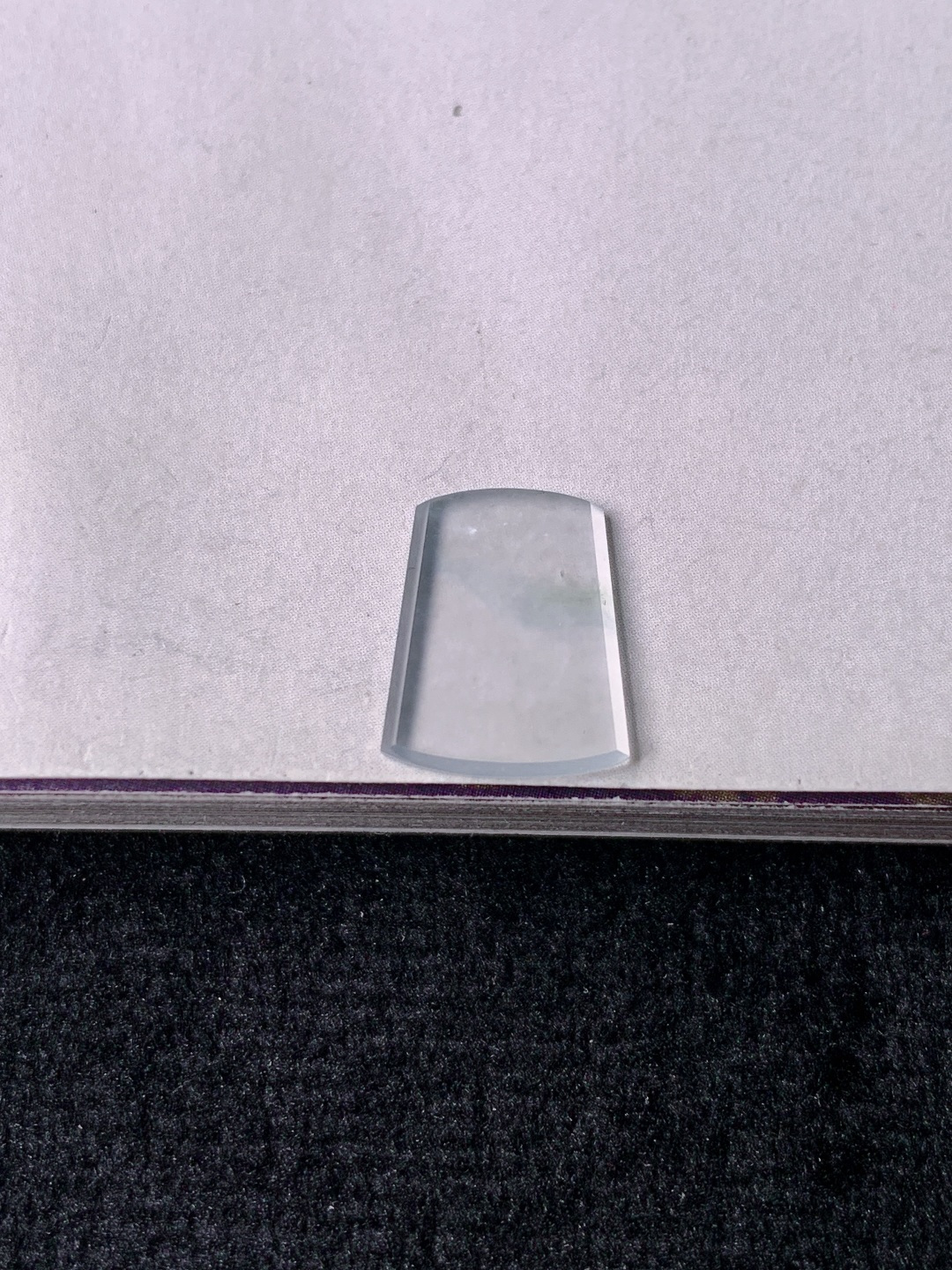 ️方形，色泽浓艳，0422尺寸12.4*9.9*1.3