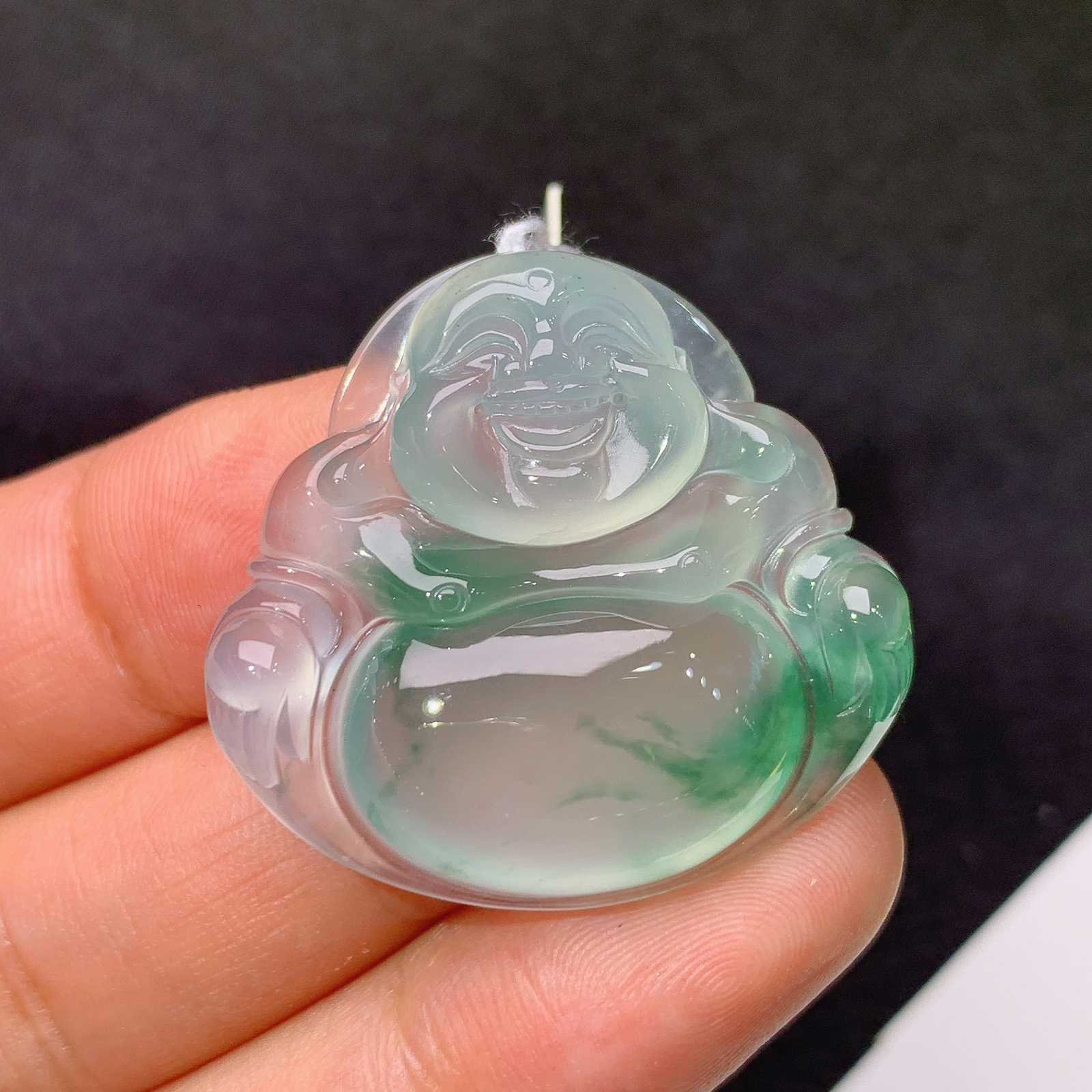 冰飘花笑佛吊坠 冰冰润润，玉质细腻，品相好，种水足，Fl 尺寸29.3*31.7*6.3