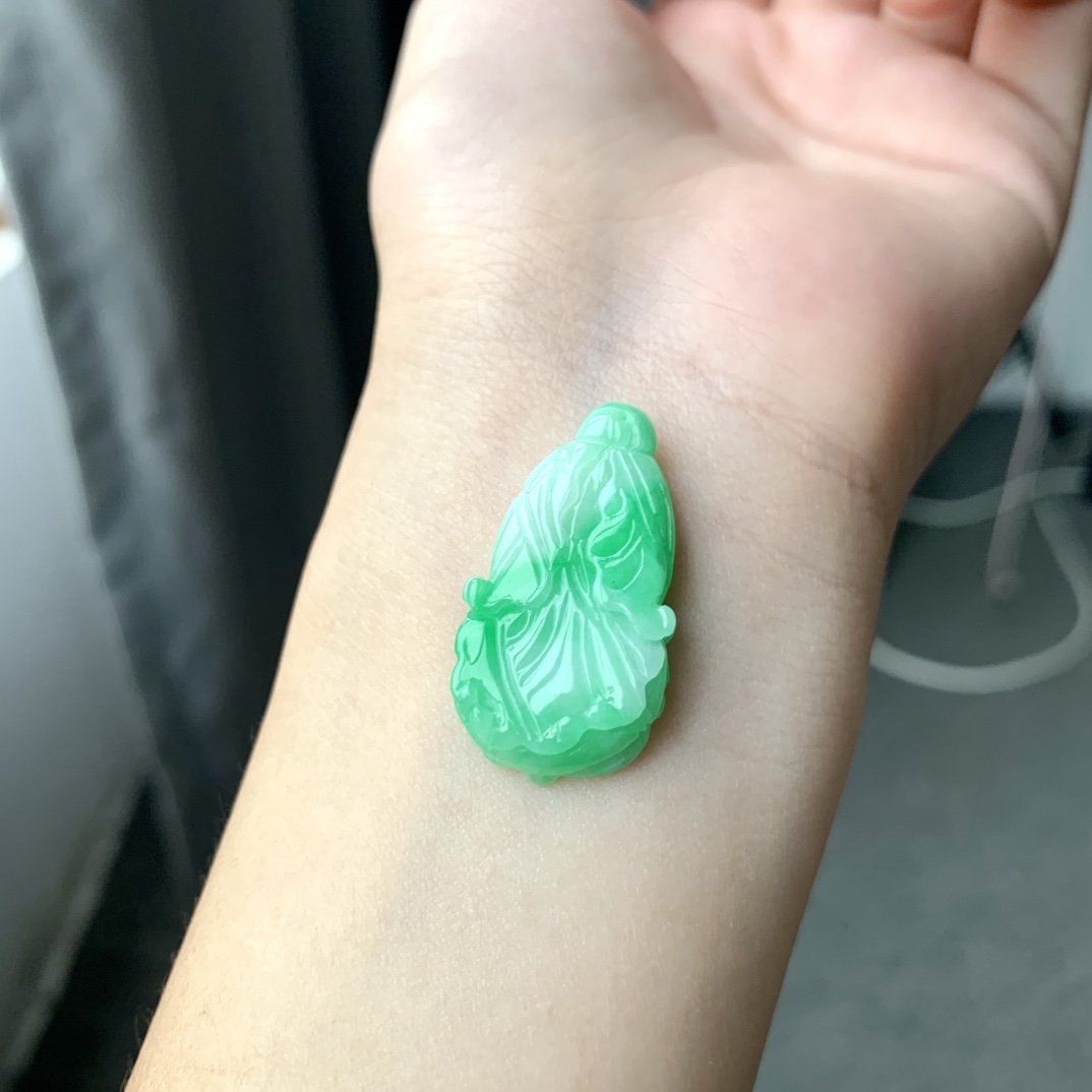 冰胶绿白菜，冰胶饱满，色泽细腻，尺寸30-16.5-5，【O0249BEJ】