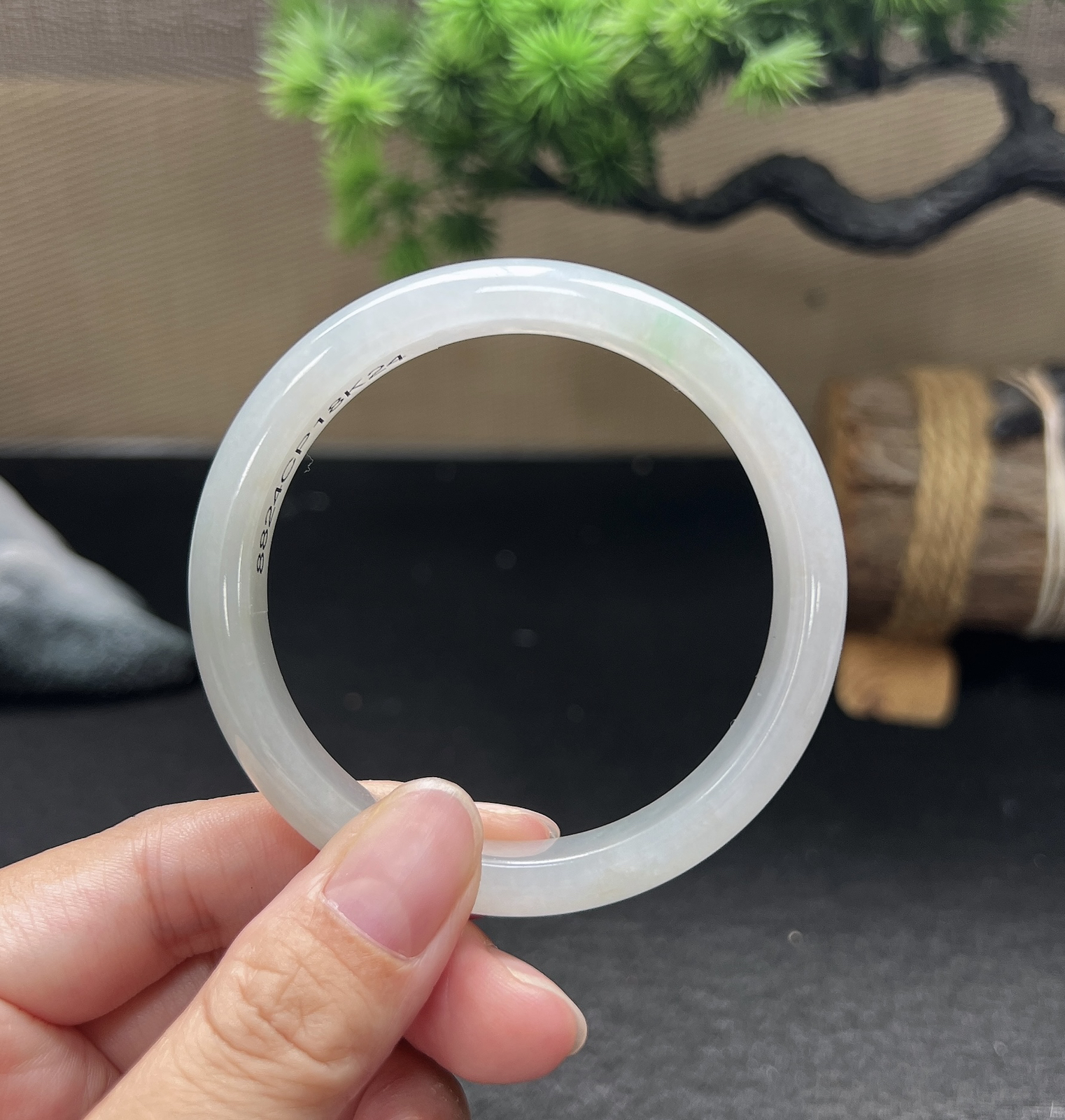 55圈口正圈白月光手镯