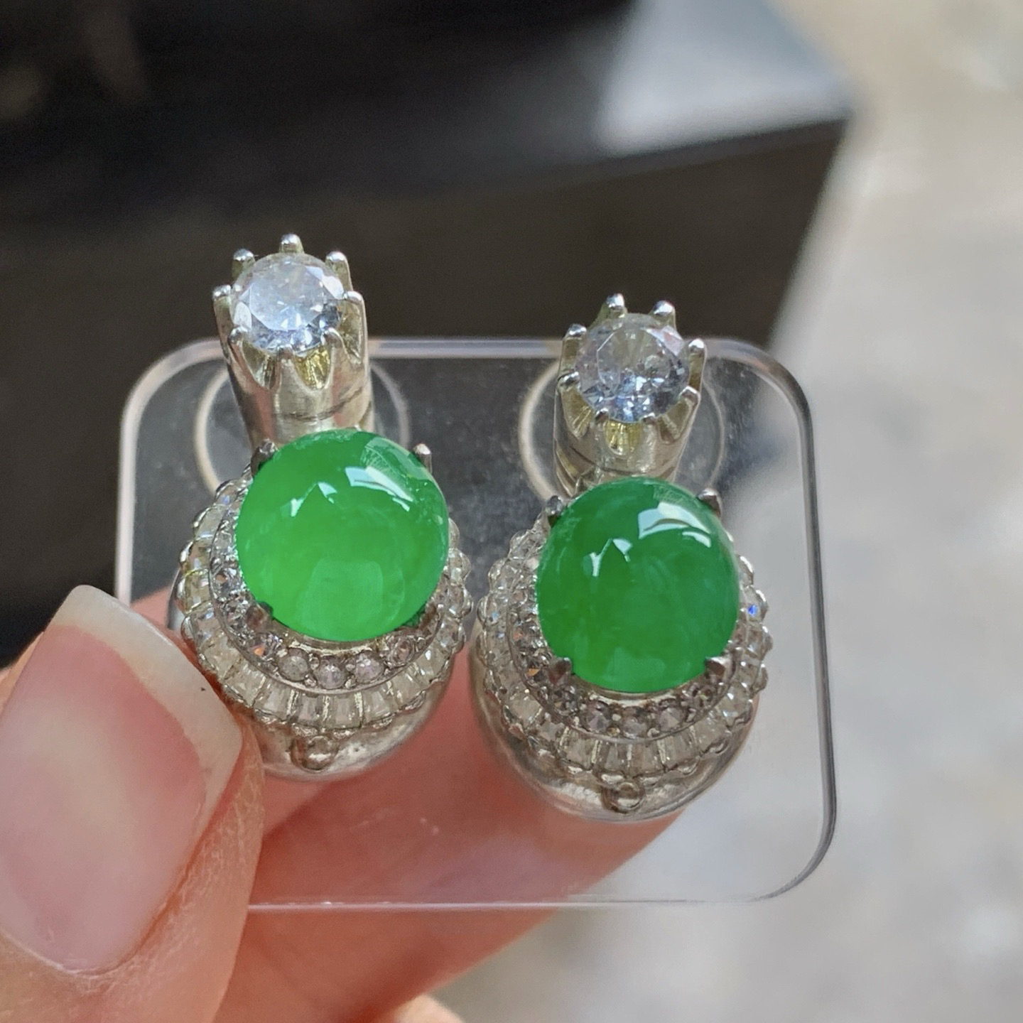 冰绿耳钉^_^种色好 鲜艳饱满  铜托