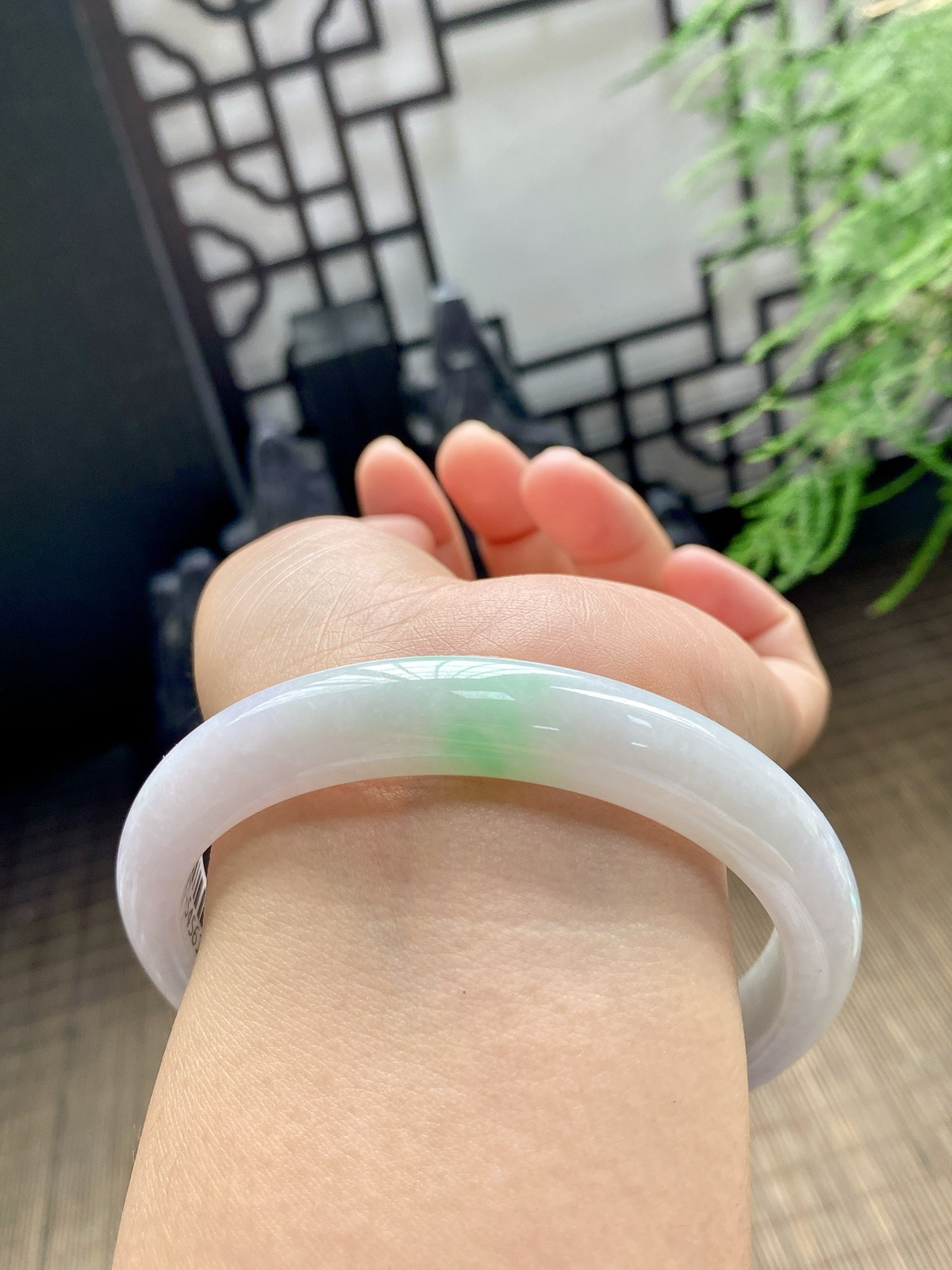 【白底青手镯】

【尺寸】65.2-8-12