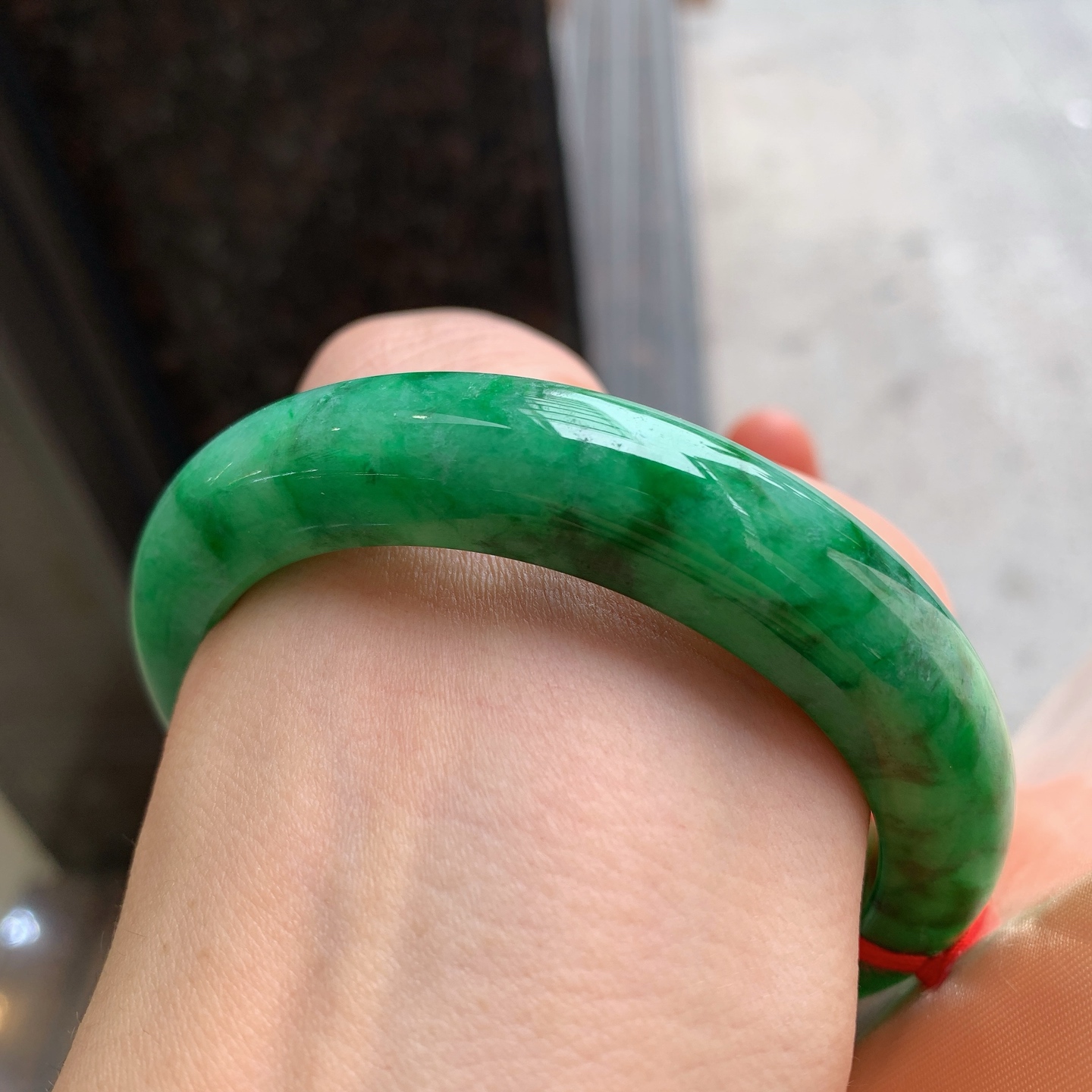 正圈满色 表皮微瑕疵微扣 尺寸：60.3/12.5/10.3  色辣大圈口