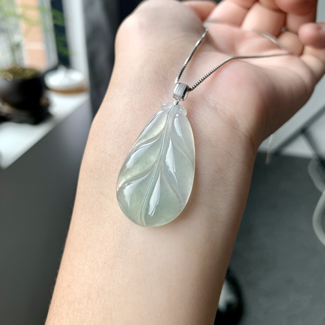 冰晴叶子，色泽均匀，细腻优美，尺寸34.2/20.2/3.8，D8481BFD