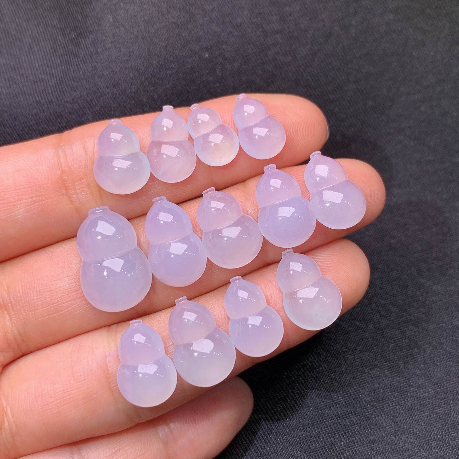 冰紫罗兰葫芦一手，冰润细腻，颜色鲜艳，种水足001 尺寸12.7*8.4*3