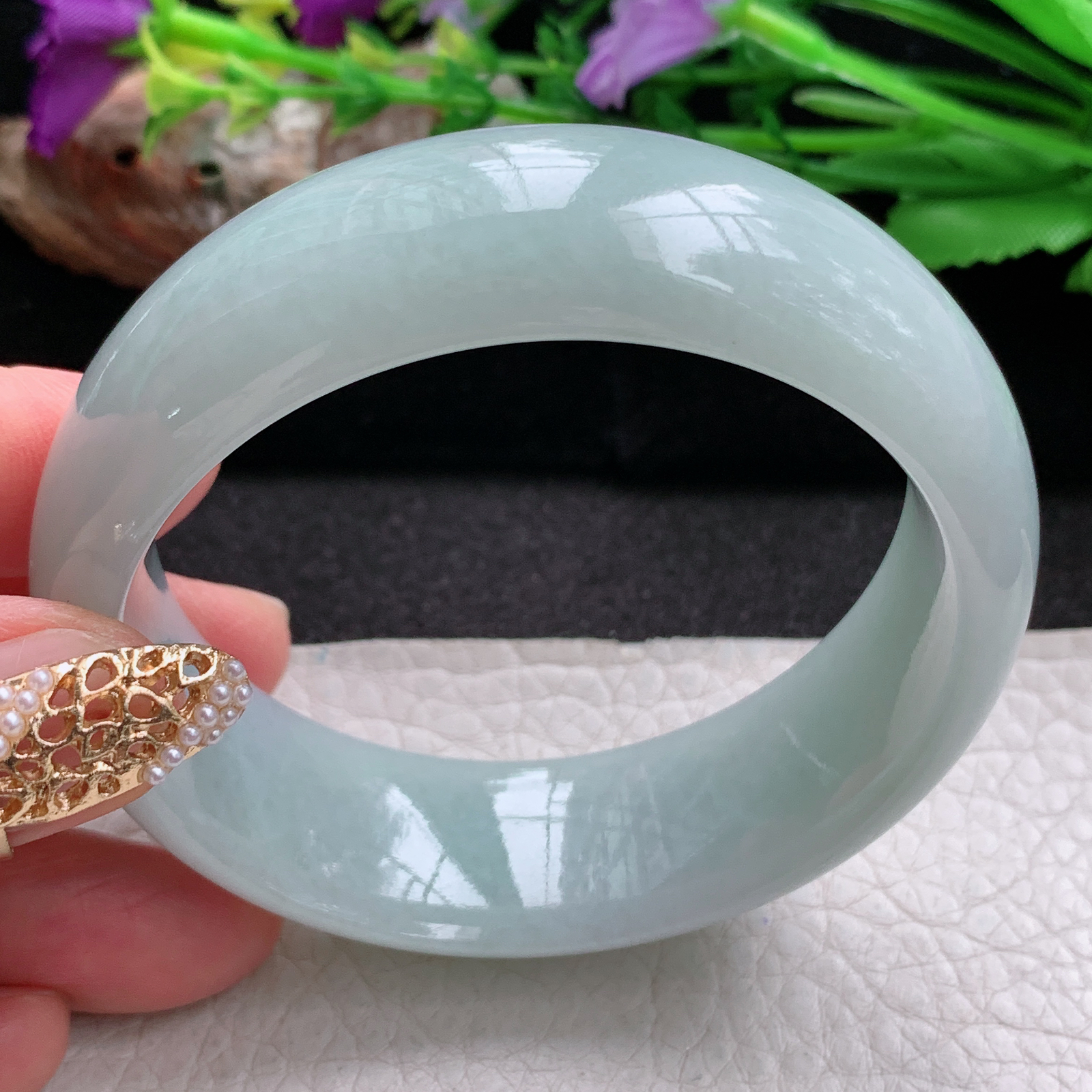 js实拍55.5*19.6*8轮胎镯 天然缅甸翡翠a货手镯白月光厚装正圈玉镯子