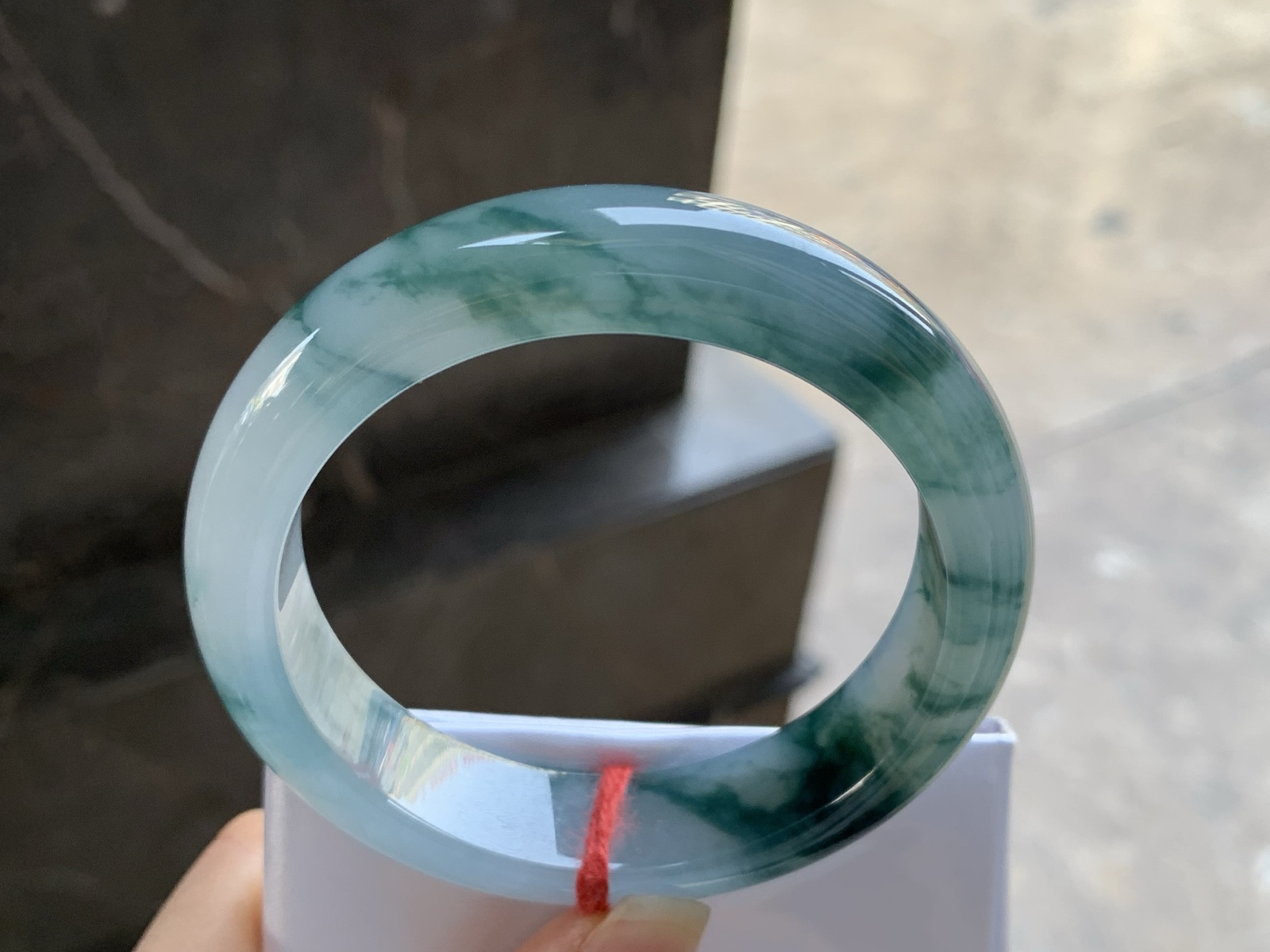 54-13.9-8.4

蓝花手镯^_^飘花浓郁