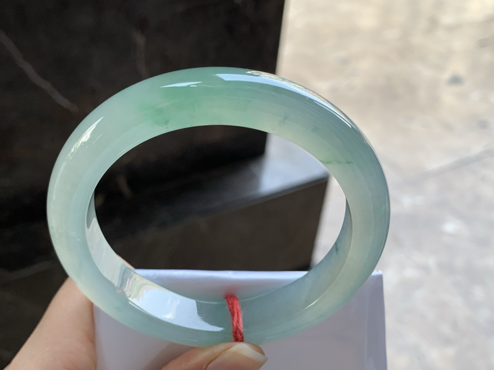 60.5-13.2-8.2

冰晴绿大圈手镯^_^清新