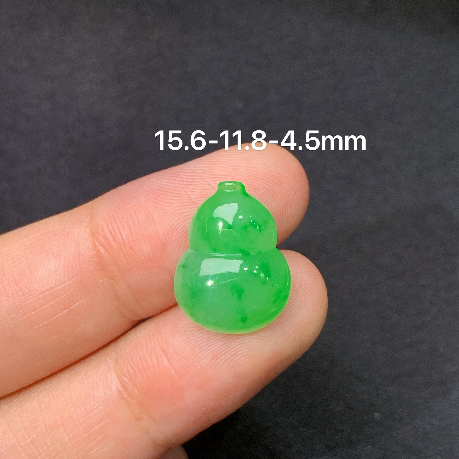 冰阳绿葫芦，镶嵌佳品，冰润色阳，种水足，Fuy 尺寸15.6*11.8*4.5