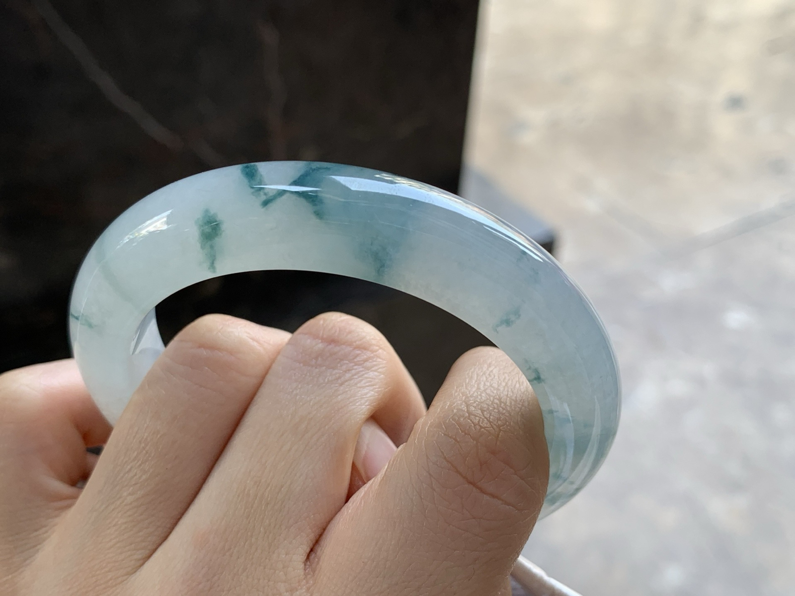 56-12.2-9.4

蓝花手镯^_^清新细腻