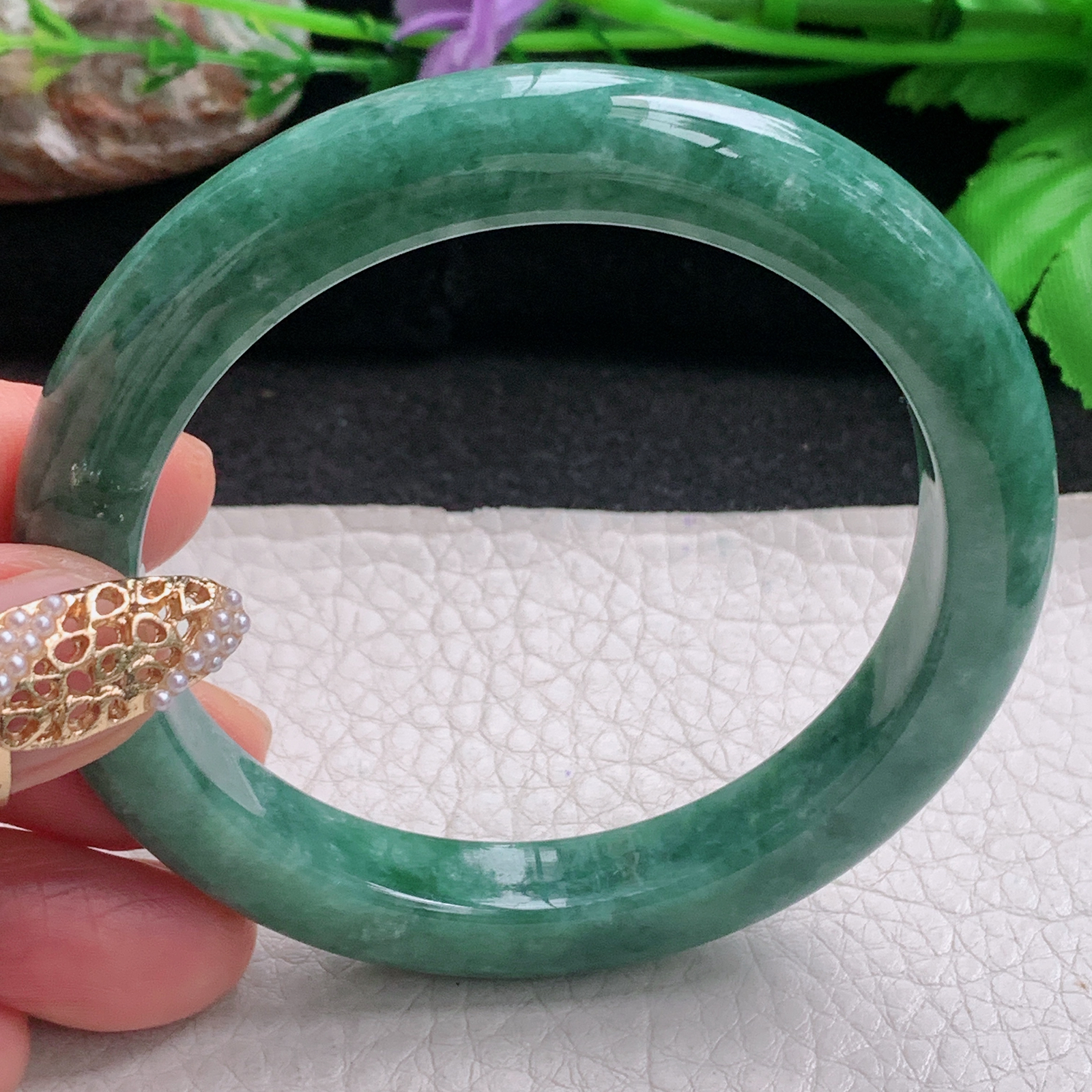 n实拍56*10*9平安镯 天然缅甸翡翠a货手镯满绿正圈玉镯子