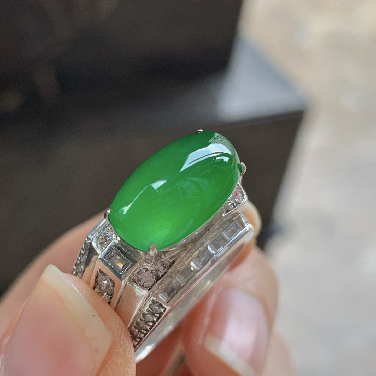 冰绿戒面^_^种色好 透亮 高种高色 铜托