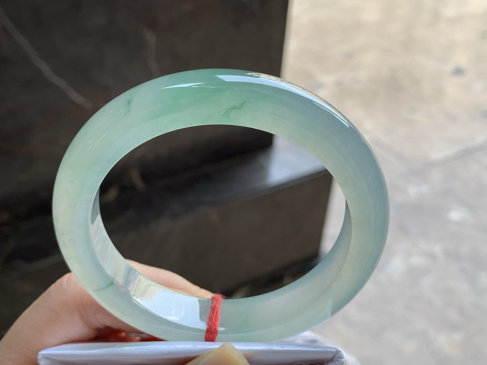 60.5-13.2-8.2

冰晴绿大圈手镯^_^清新