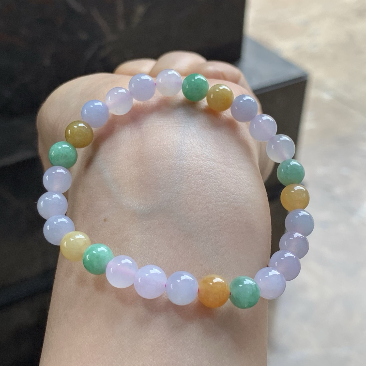 彩色手串^_^鲜艳