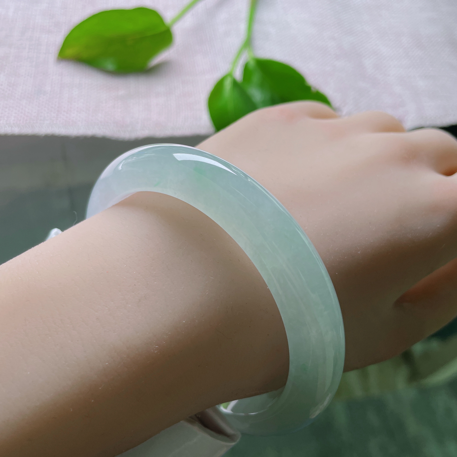 60/12.1/8.7，冰晴底正圈，大圈口，冰胶感十足，浅蓝温柔入骨..