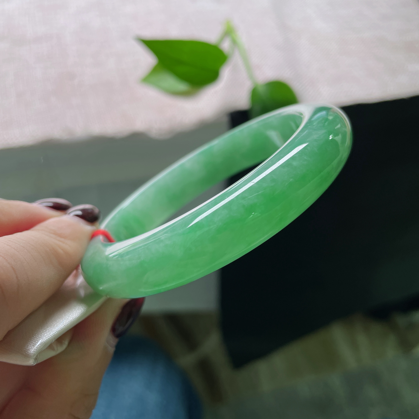 59/12.6/9.1，绿底正圈，种老，细润，世间斑斓，唯此绝色。洒金，ss51689a..