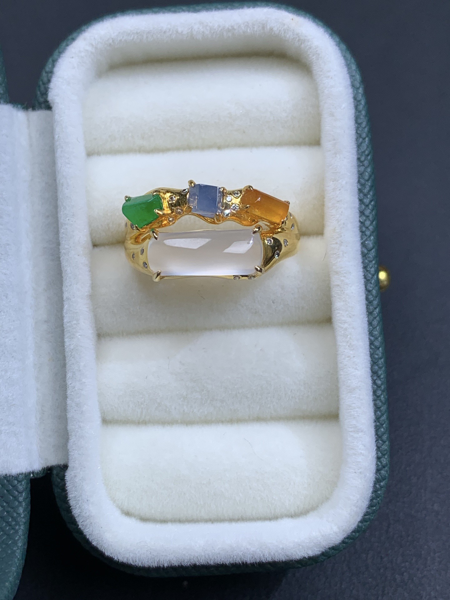 ️18k金镶嵌设计款冰种玻璃马鞍戒裸石11.5-4.5-4