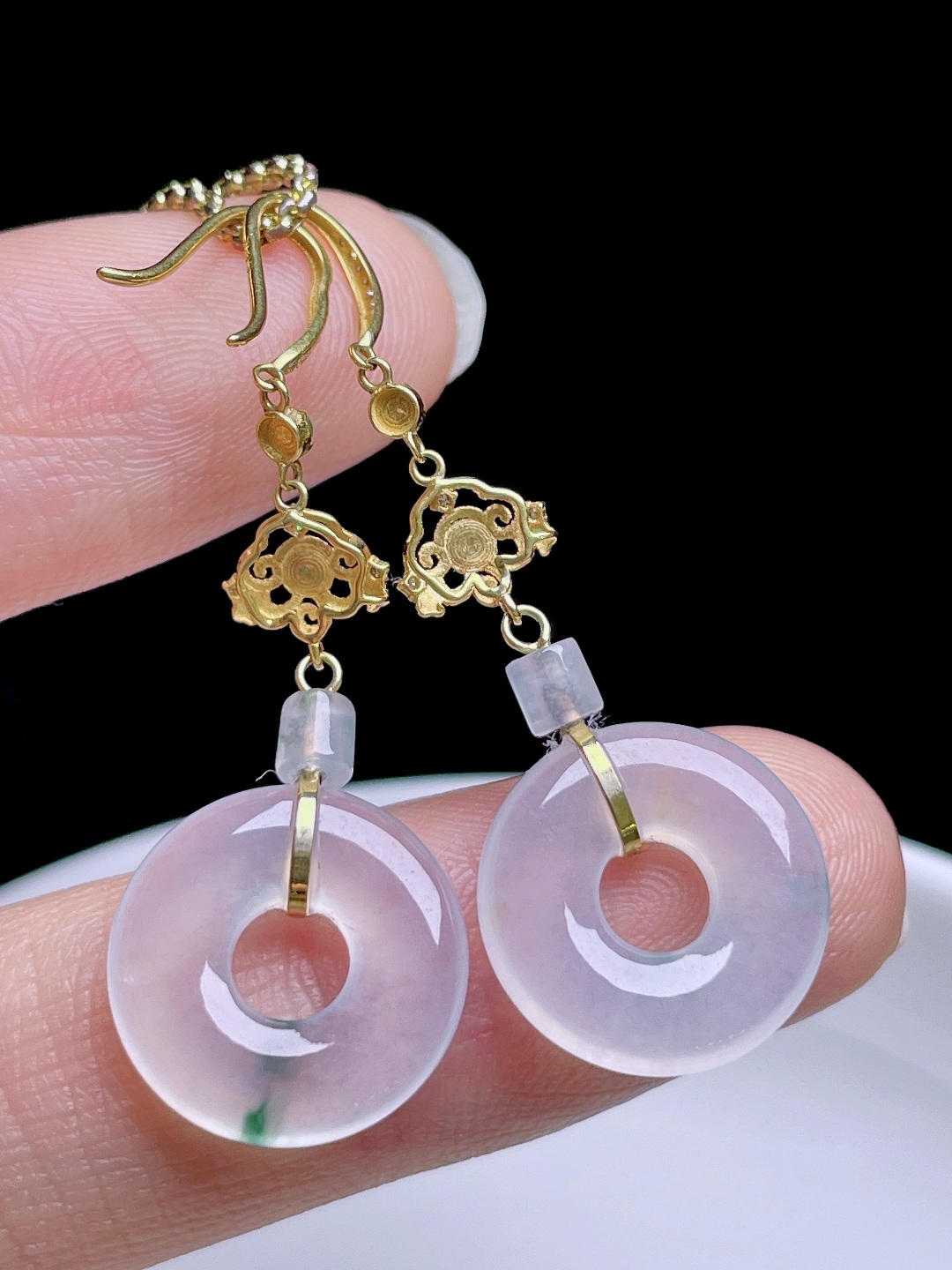 ️ 冰飘花甜甜圈耳坠 飘花灵动，种老水润，18k金镶嵌 整体：37 裸石：13.8/2.9