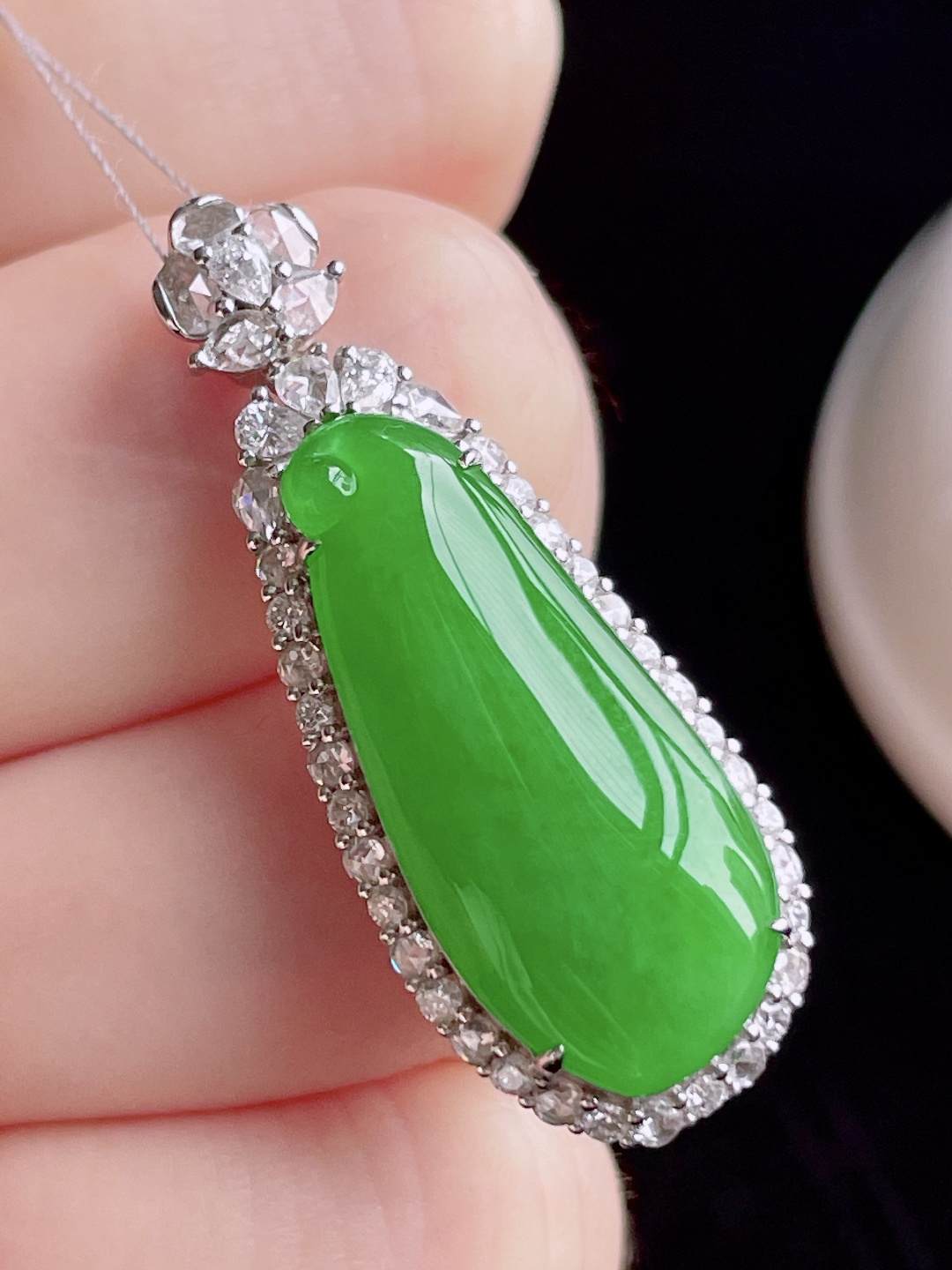 ️ 缅甸福瓜 色绿无比 饱满圆润 整体：37/14.3/10.5 裸石：25.5/11.6，超值