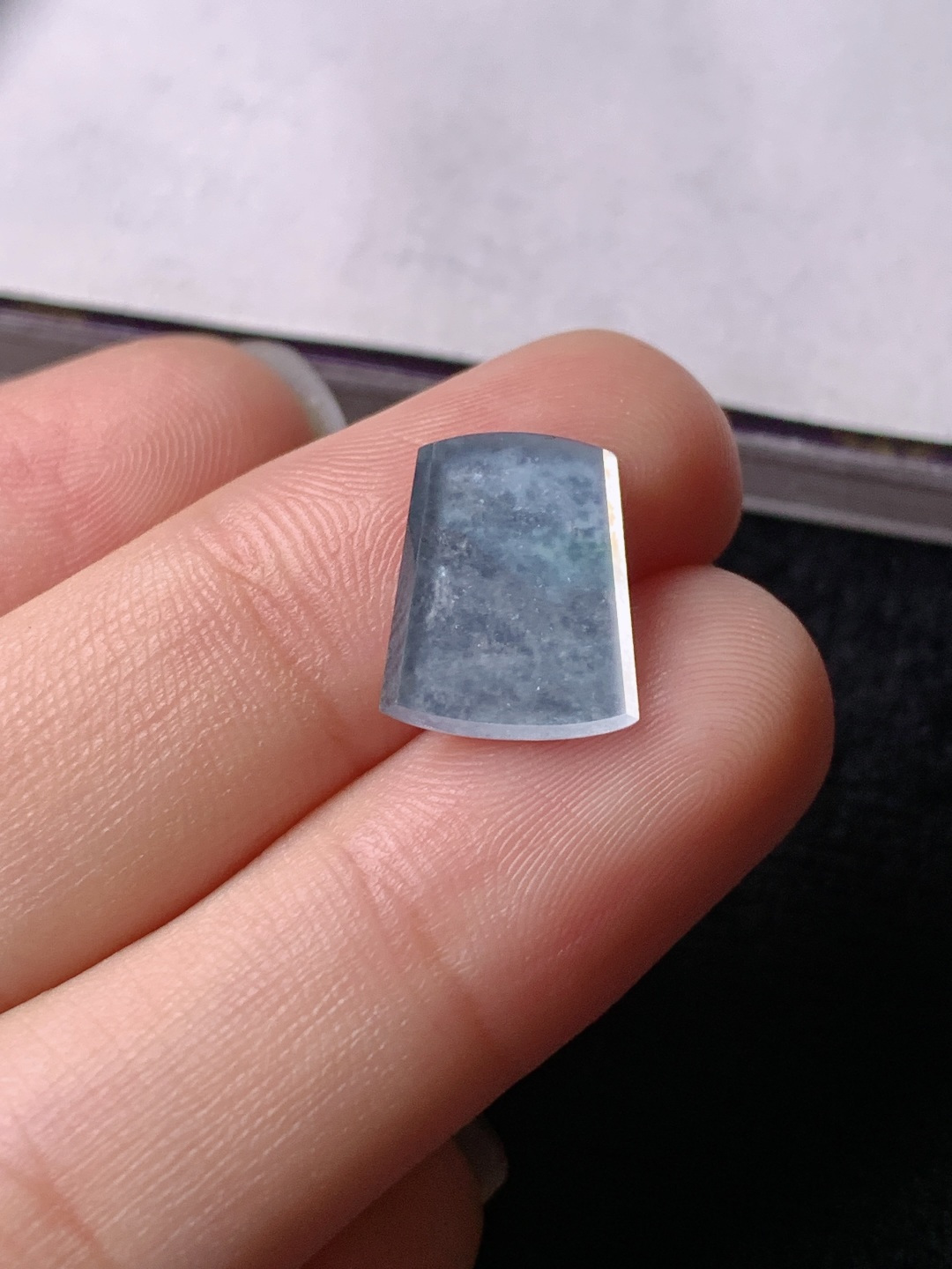 ️方形，色泽浓艳，0422尺寸12.4*9.9*1.3