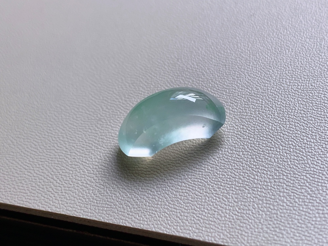 ️ 冰种飘花马鞍 飘花青翠灵动，底子水润，品相，无裂尺寸19*7.2*7.8 超值