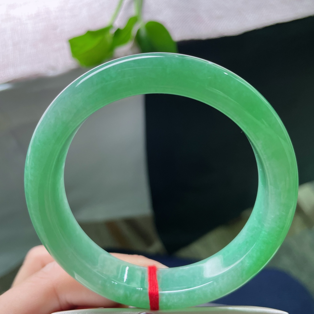 60/13.2/9.4，果绿底正圈，种老，翠色伊人，郁郁葱葱，传承之美，无裂，ss51716a